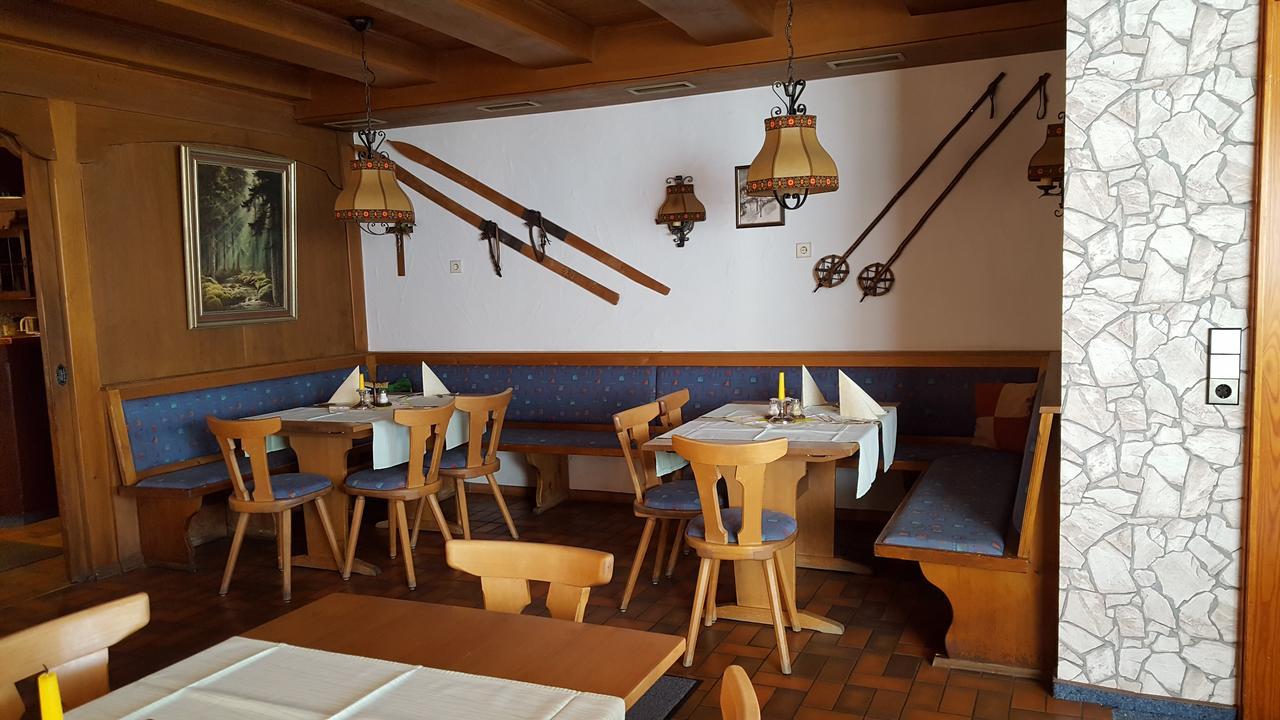 Schwarzwaldgasthof Baren Hotel Titisee-Neustadt Luaran gambar
