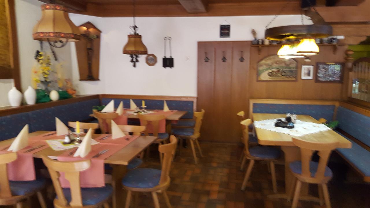 Schwarzwaldgasthof Baren Hotel Titisee-Neustadt Luaran gambar